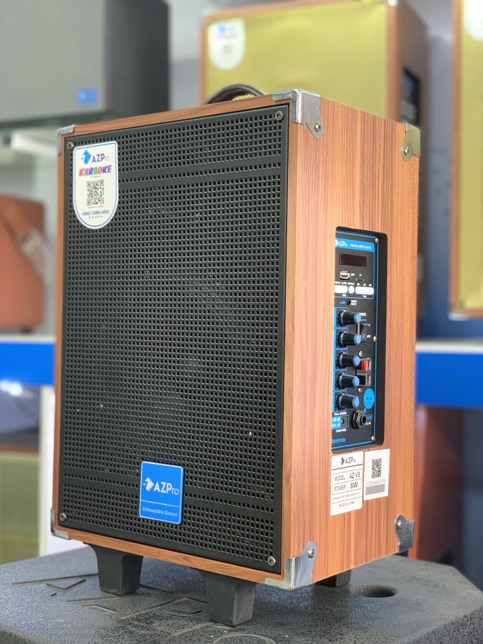 Loa Kéo AZ-V8 (02 Mic) Đen Bas 20 - Điện Máy Plus