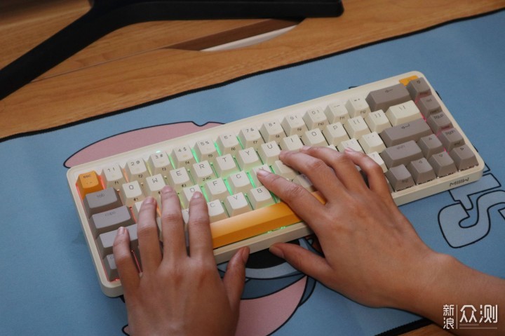 Bàn phím cơ Xiaomi Miiiw ART Z680 – Không dây, Switch Gateron G Pro, RGB, Hotswap, 68 phím chính hãng Bàn phím cơ Xiaomi Miiiw ART Z680 – Không dây, Switch Gateron G Pro, RGB, Hotswap, 68 phím - Điện Máy Plus