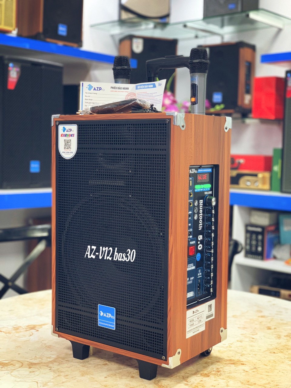 Loa Kéo AZ-V12 Đen Bas30 chính hãng Loa Kéo AZ-V12 Đen Bas30 - Điện Máy Plus