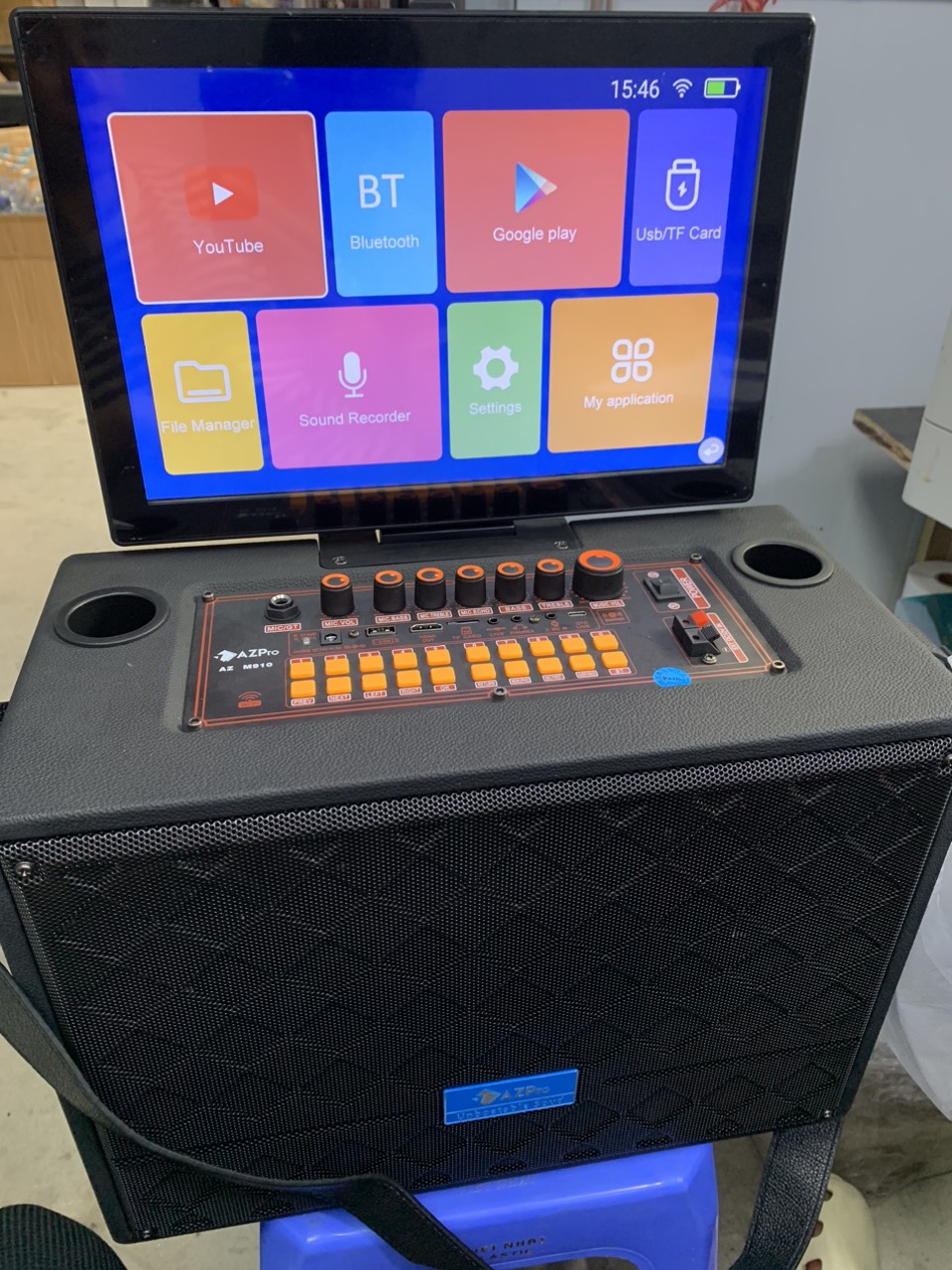 Loa Xách Tay Màn Hình AZ-M910 - Điện Máy Plus