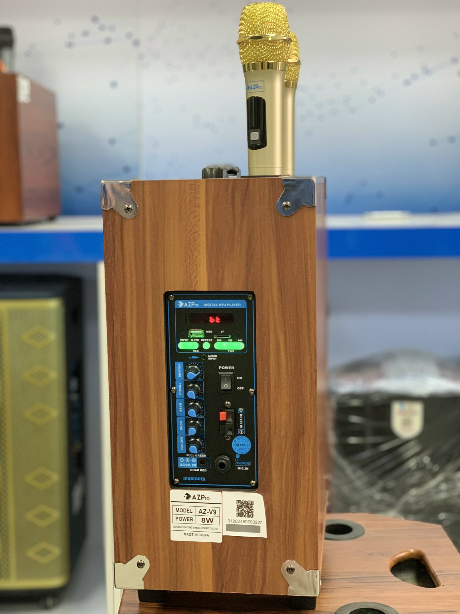 Loa Kéo AZ-V9 (02 Mic) Vàng Bas 20 - Điện Máy Plus