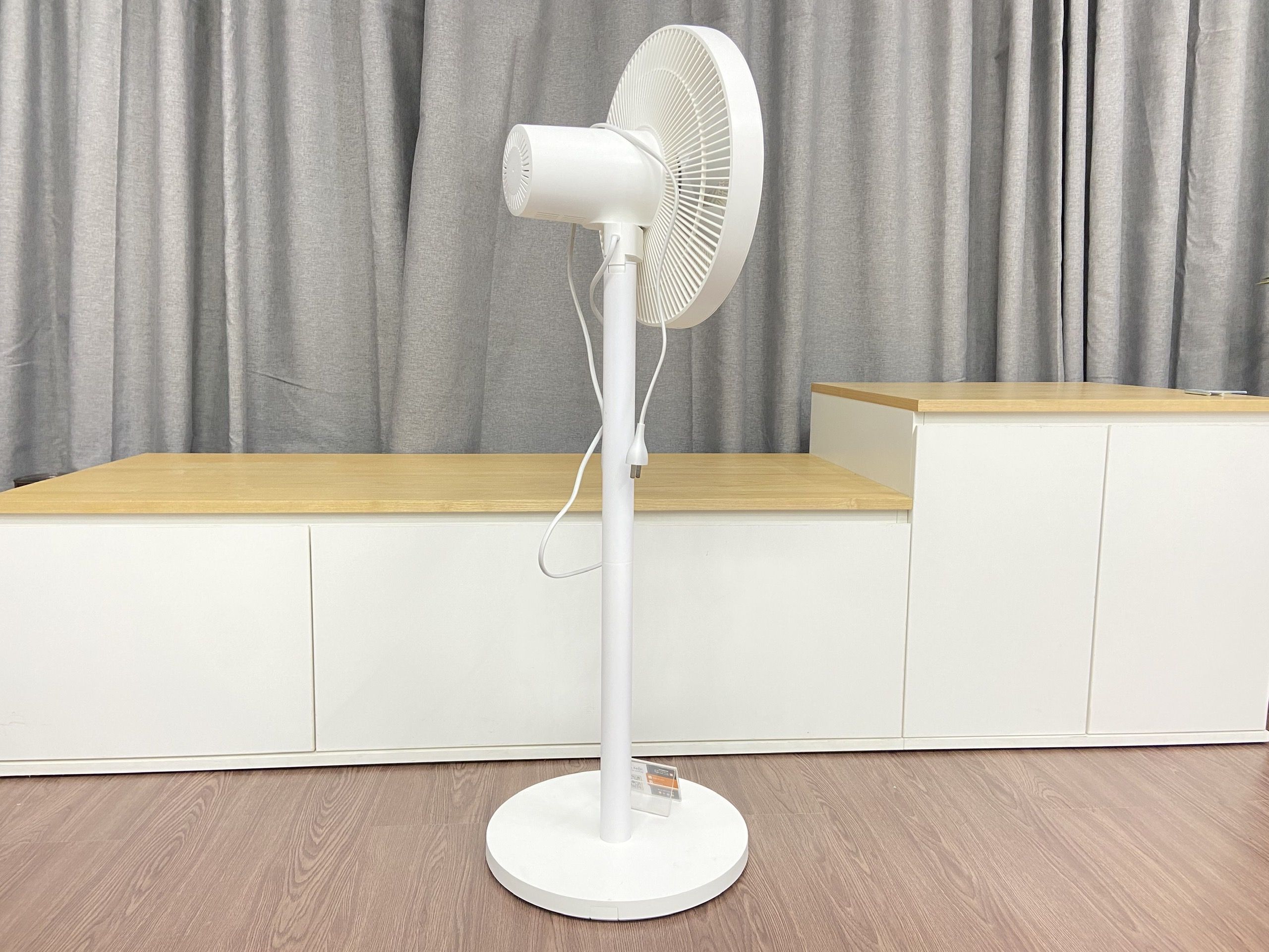 Quạt thông minh Xiaomi Smart Standing Fan 1C (2 Lite) – JLLDS01DM chính hãng Quạt thông minh Xiaomi Smart Standing Fan 1C (2 Lite) – JLLDS01DM - Điện Máy Plus